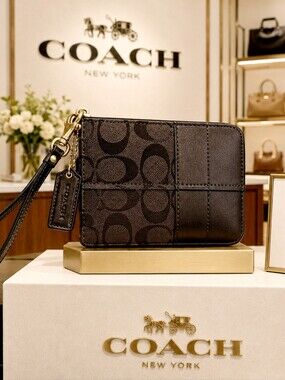 Coach VINTAGE   Wristlet
